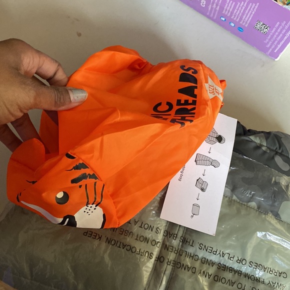 Epic threads coat - Picture 2 of 7